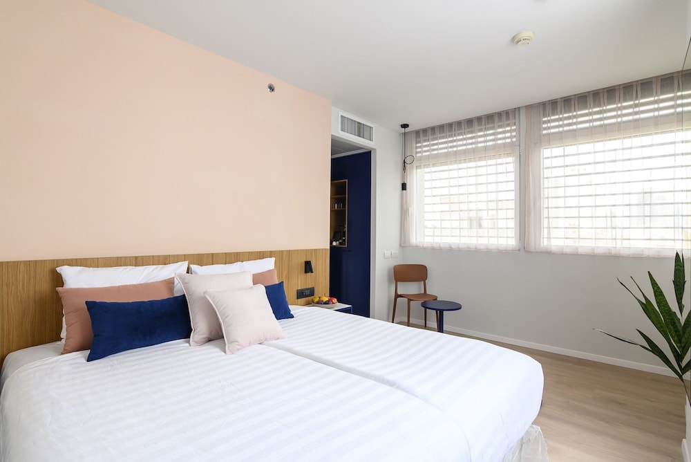 artist hotel an atlas boutique hotel