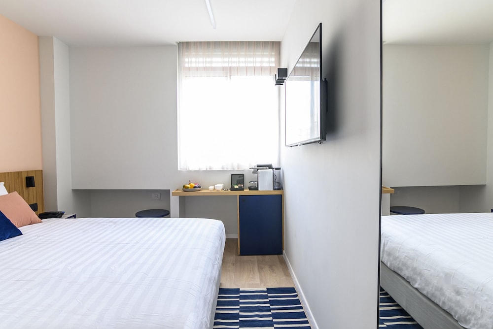 artist hotel an atlas boutique hotel