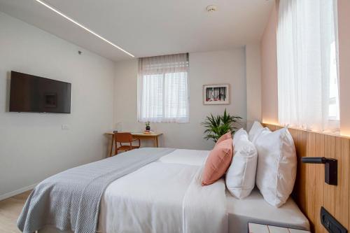 artist hotel an atlas boutique hotel