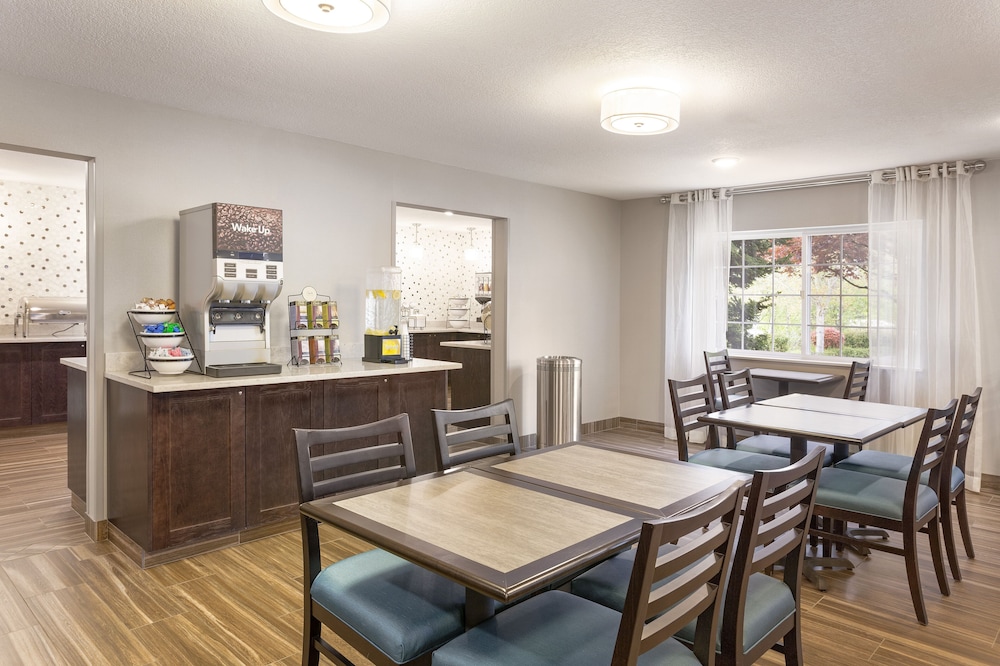 Comfort Inn & Suites Tualatin - Lake Oswego South,Portland>>Oregon,3 star
