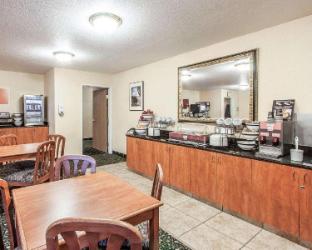 comfort inn and suites tualatin lake oswego south