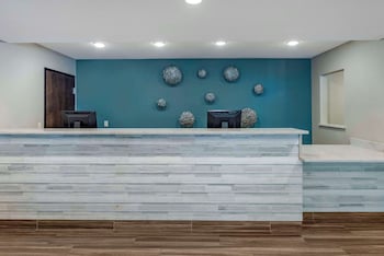 comfort inn and suites tualatin lake oswego south
