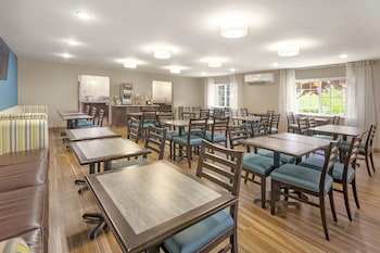 comfort inn and suites tualatin lake oswego south
