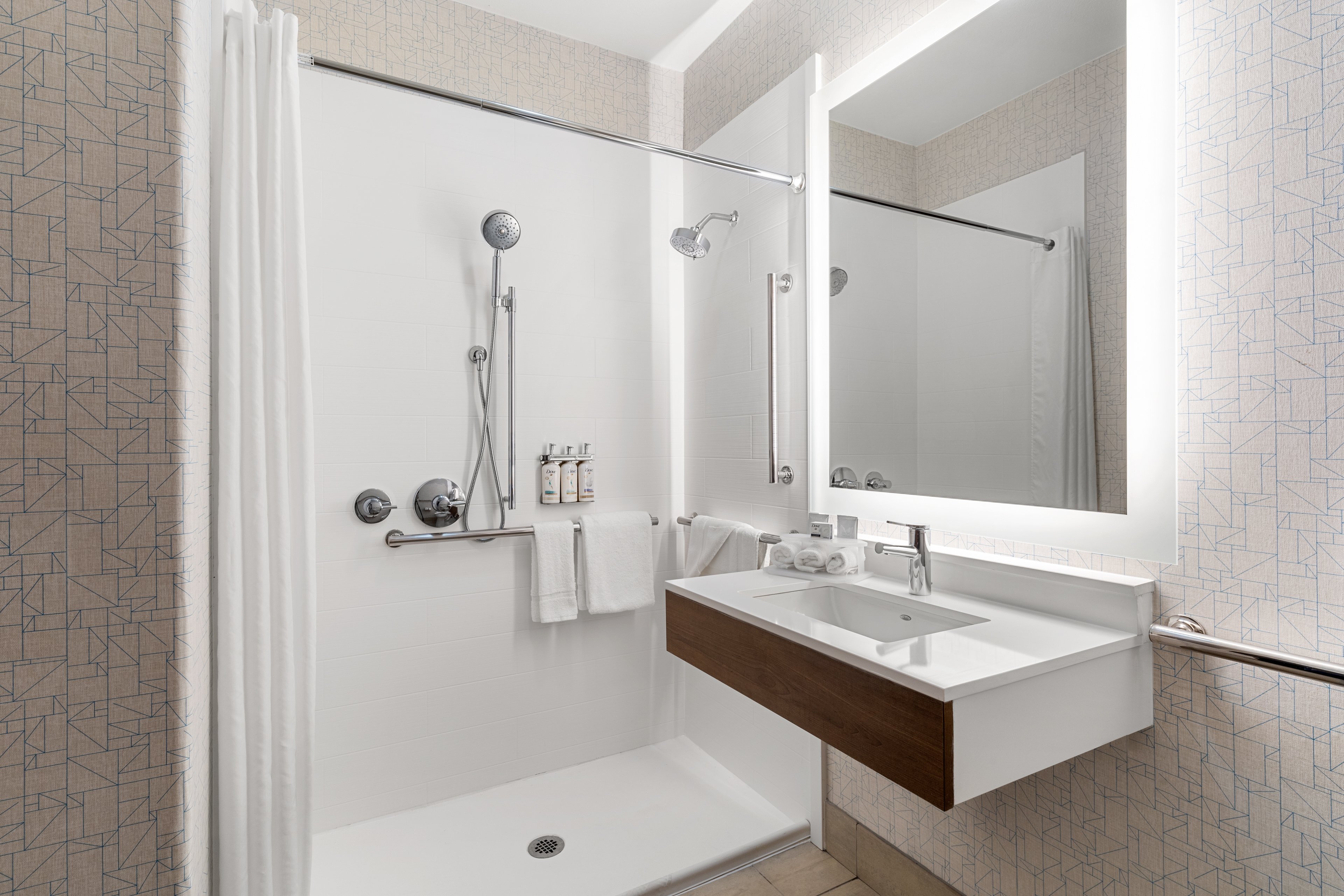 holiday inn express vancouver north salmon creek by ihg