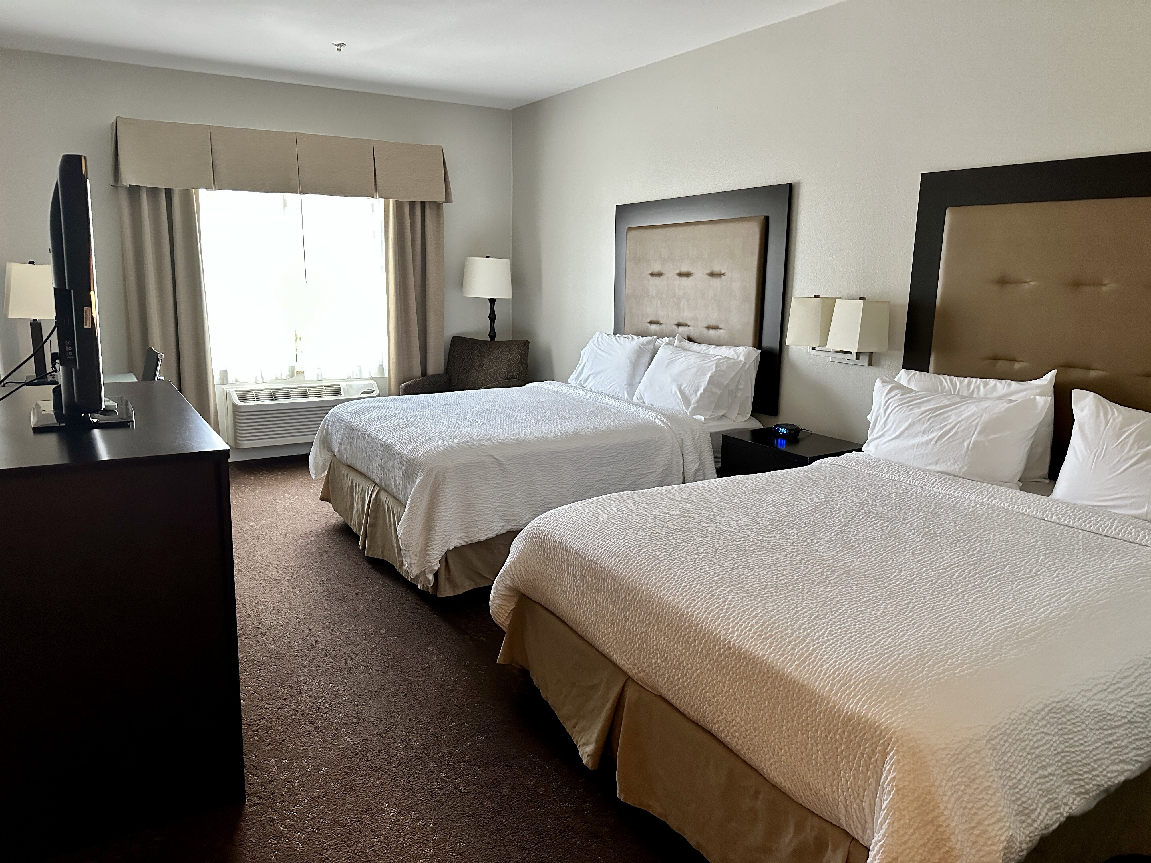 holiday inn express vancouver north salmon creek by ihg