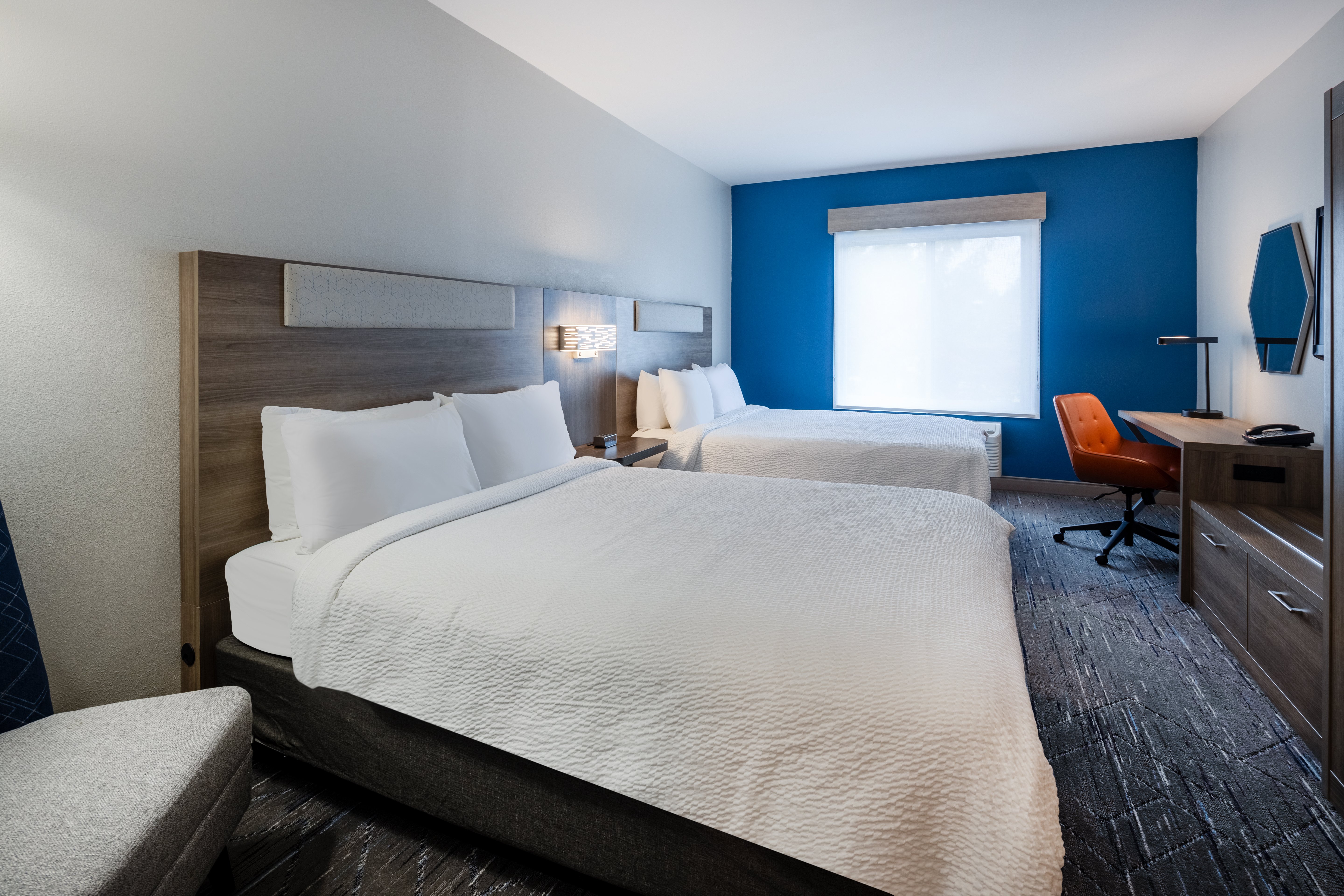 holiday inn express vancouver north salmon creek by ihg