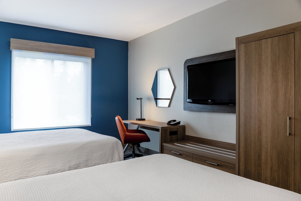 holiday inn express vancouver north salmon creek by ihg