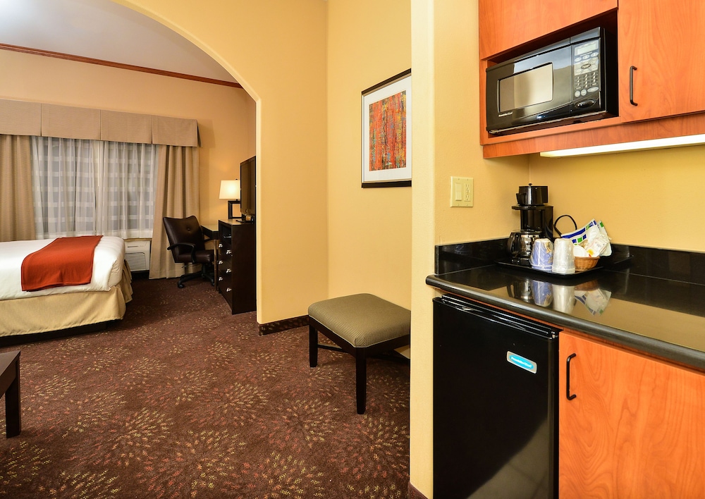holiday inn express vancouver north salmon creek by ihg