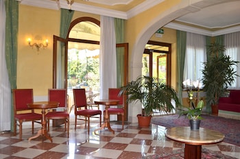 hotel villa cipro