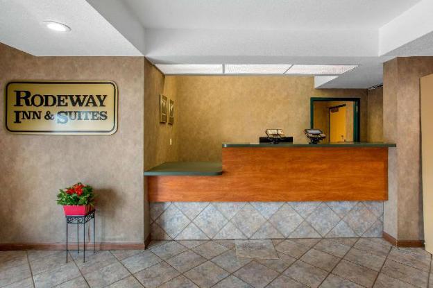 rodeway inn and suites near outlet mall asheville