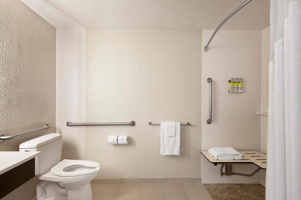 holiday inn express sarasota east i 75 by ihg