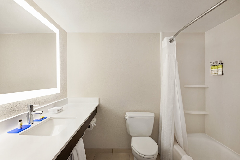 holiday inn express sarasota east i 75 by ihg