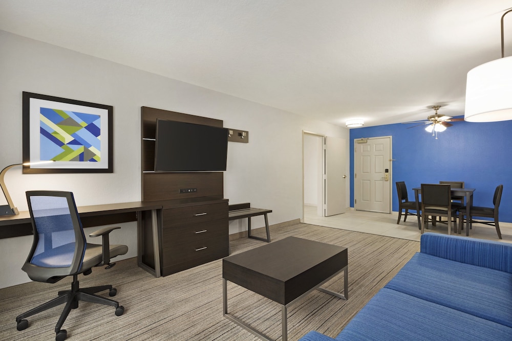 holiday inn express sarasota east i 75 by ihg