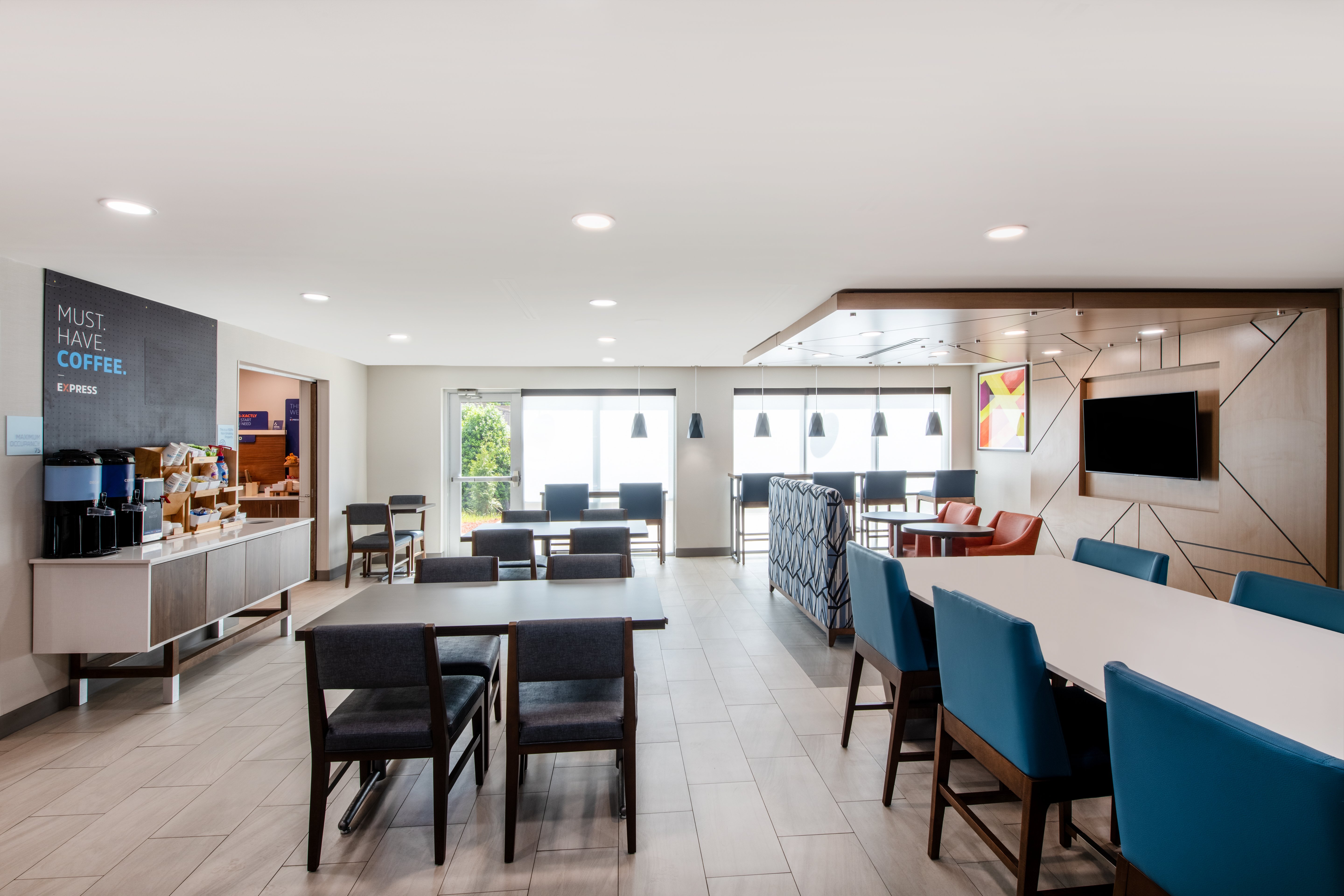 holiday inn express and suites wilson i 95