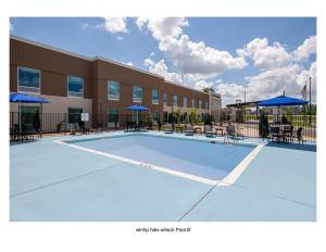 holiday inn express and suites wilson i 95