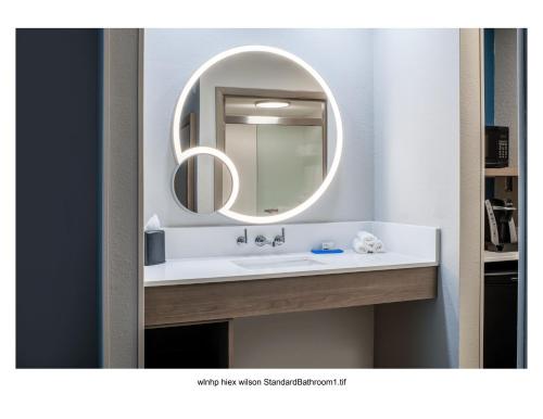 holiday inn express and suites wilson i 95