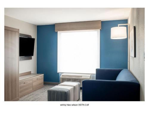 holiday inn express and suites wilson i 95
