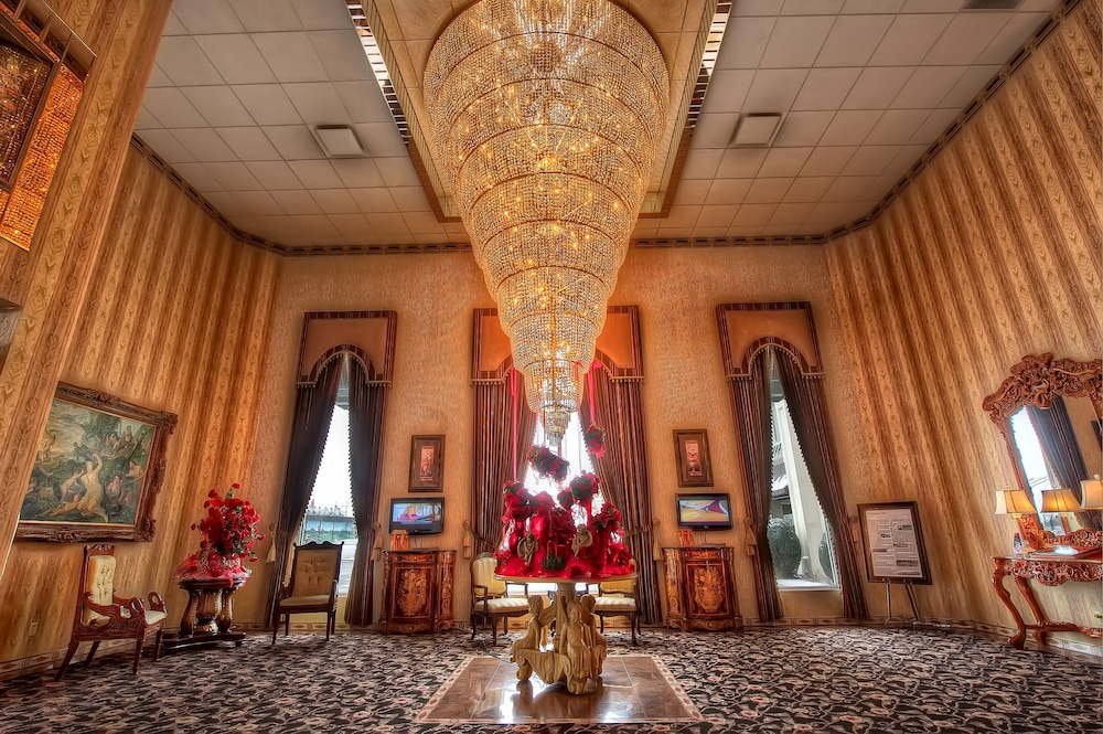 garden place hotel