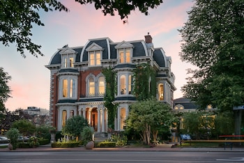 The Mansion On Delaware Ave,Downtown Buffalo>>Buffalo,4 star