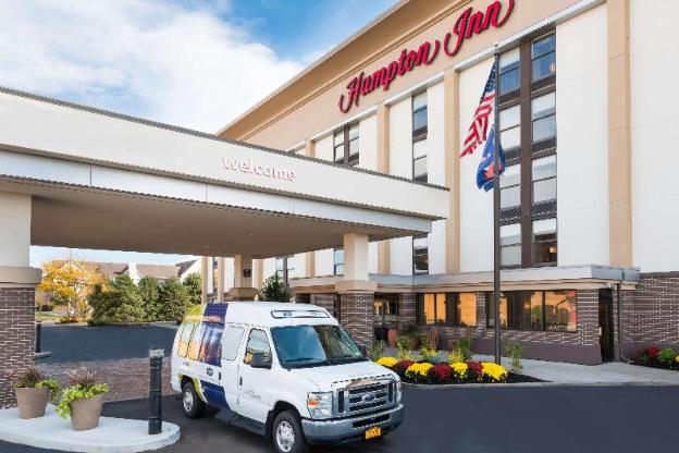 hampton inn buffalo airport galleria mall