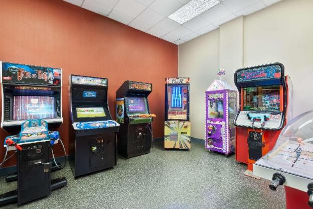 hampton inn buffalo airport galleria mall