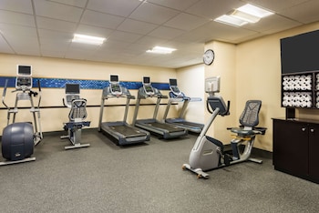 hampton inn buffalo airport galleria mall