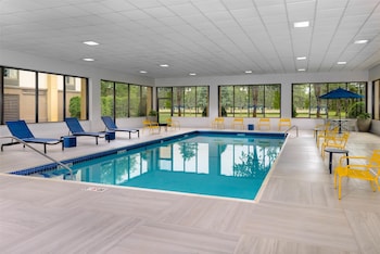 hampton inn buffalo airport galleria mall