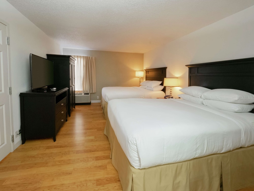 doubletree by hilton hotel buffalo amherst