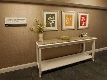 Doubletree By Hilton Hotel Buffalo - Amherst,Buffalo>>Amherst,4 star