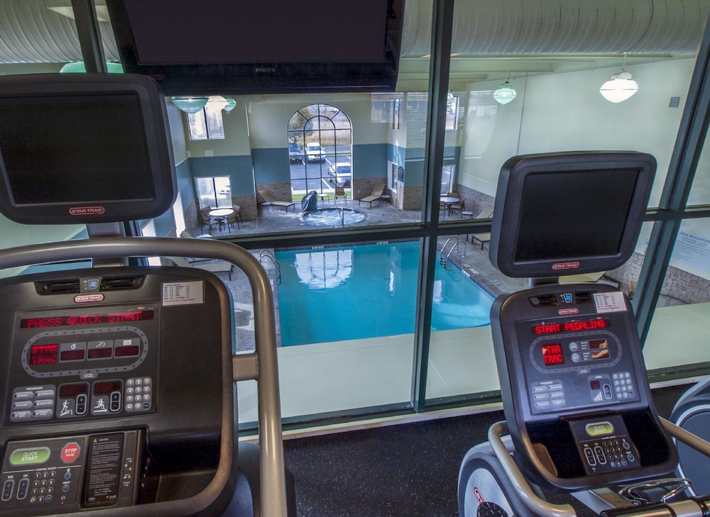 holiday inn express hotel and suites buffalo airport by ihg