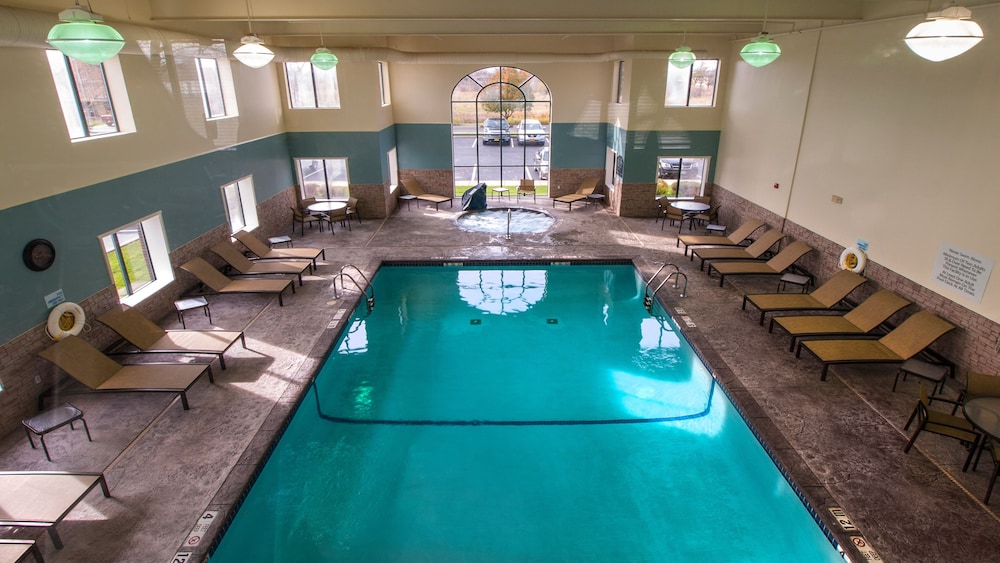 holiday inn express hotel and suites buffalo airport by ihg