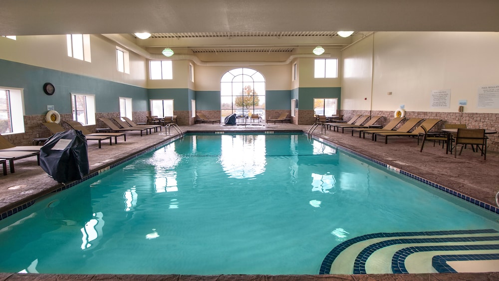 holiday inn express hotel and suites buffalo airport by ihg
