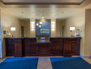 holiday inn express hotel and suites buffalo airport by ihg