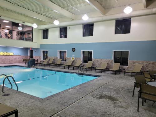 holiday inn express hotel and suites buffalo airport by ihg