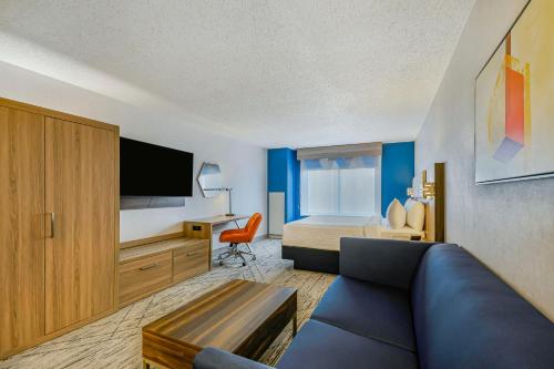 holiday inn express hotel and suites buffalo airport by ihg