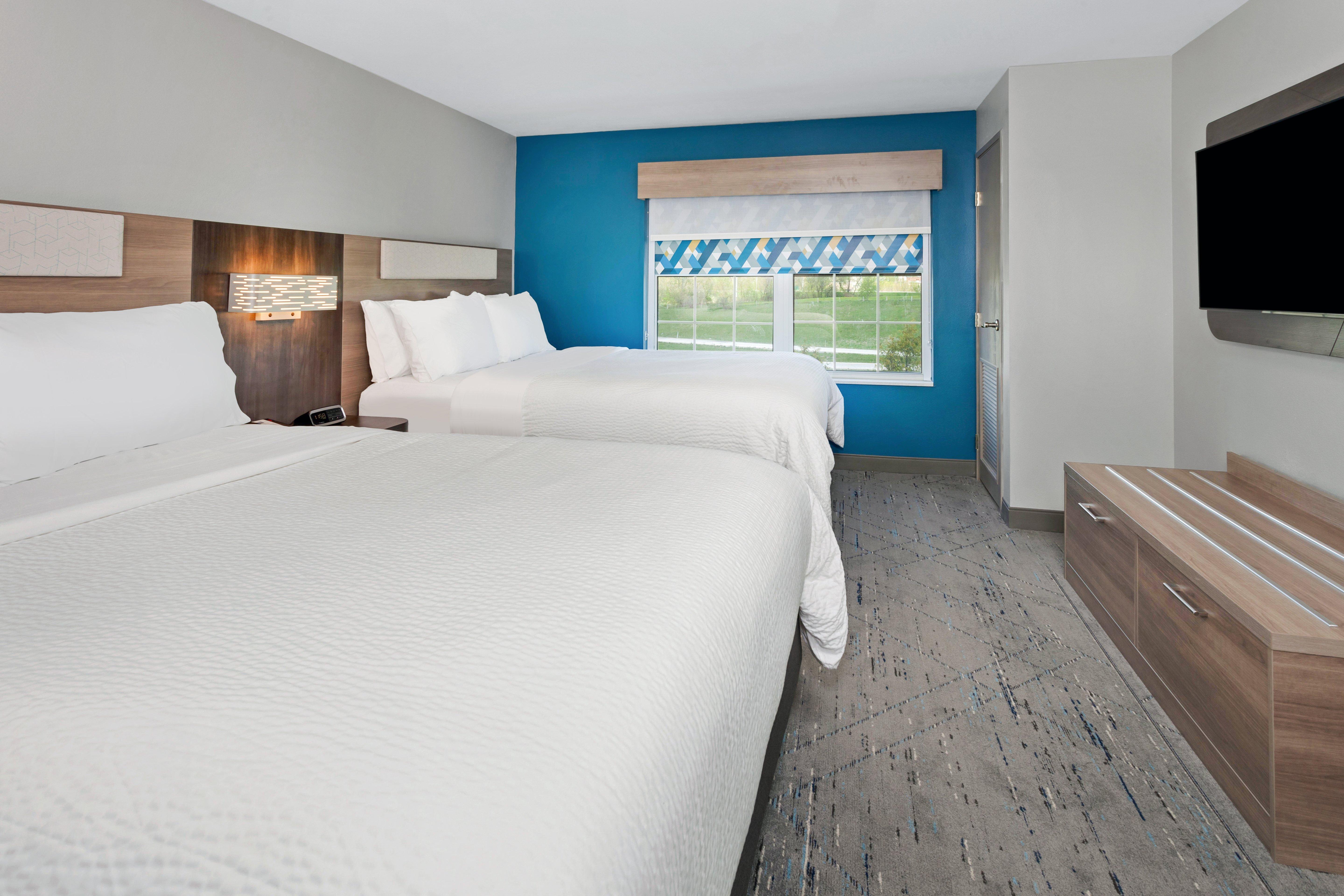 holiday inn express and suites port washington by ihg