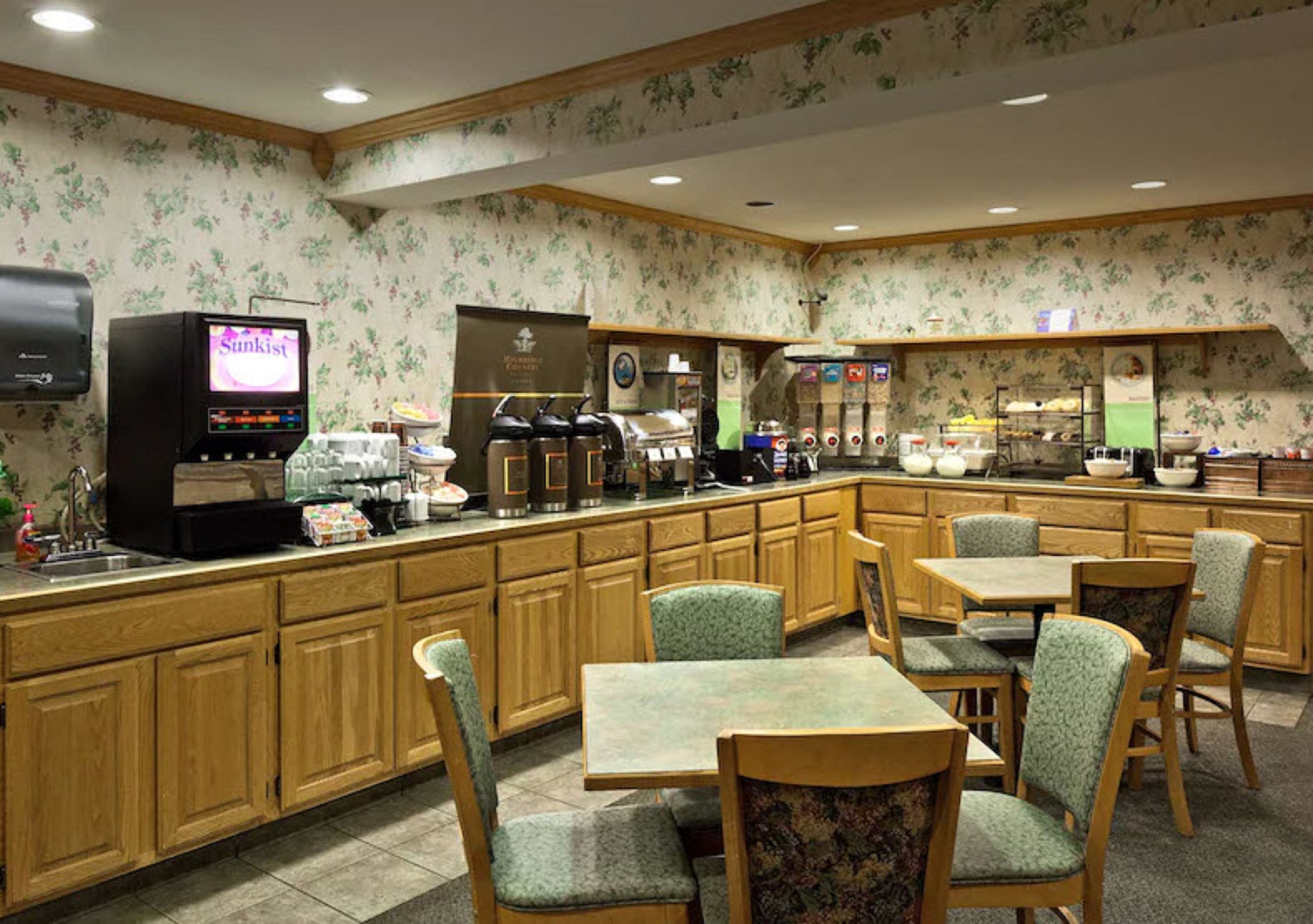 holiday inn express and suites port washington by ihg