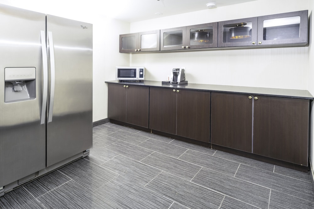 holiday inn louisville east hurstbourne by ihg