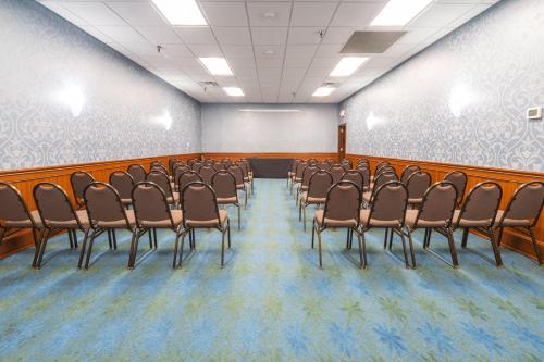 Holiday Inn Louisville East - Hurstbourne By Ihg,Jeffersontown>>Hurstbourne,3 star