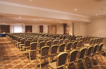 macdonald frimley hall hotel and spa