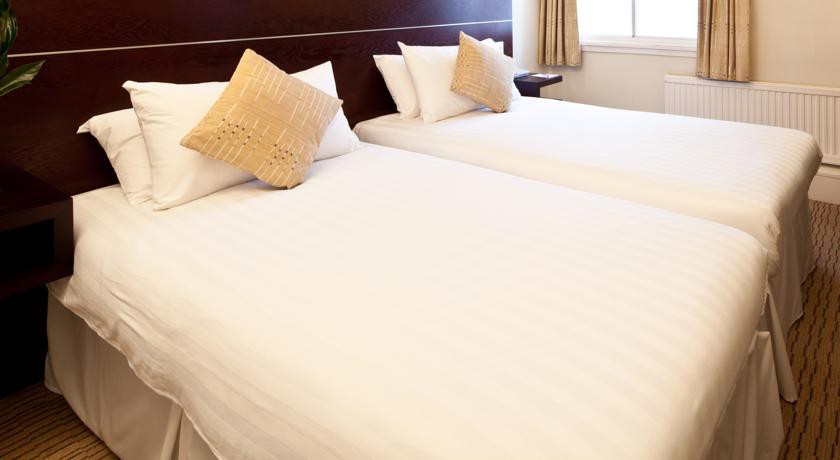 Mercure Tunbridge Wells Hotel,Royal Tunbridge Wells>>Pembury,4 star