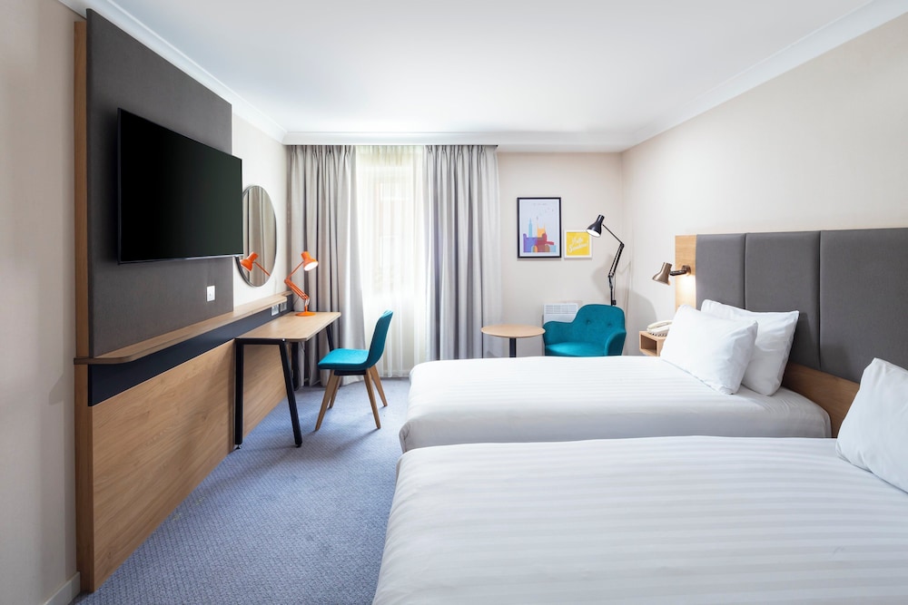 holiday inn reading south m4 jct11 by ihg