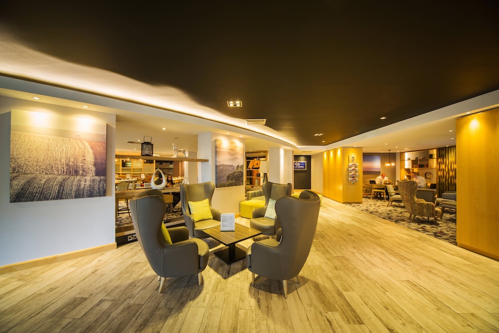 holiday inn reading south m4 jct11 by ihg