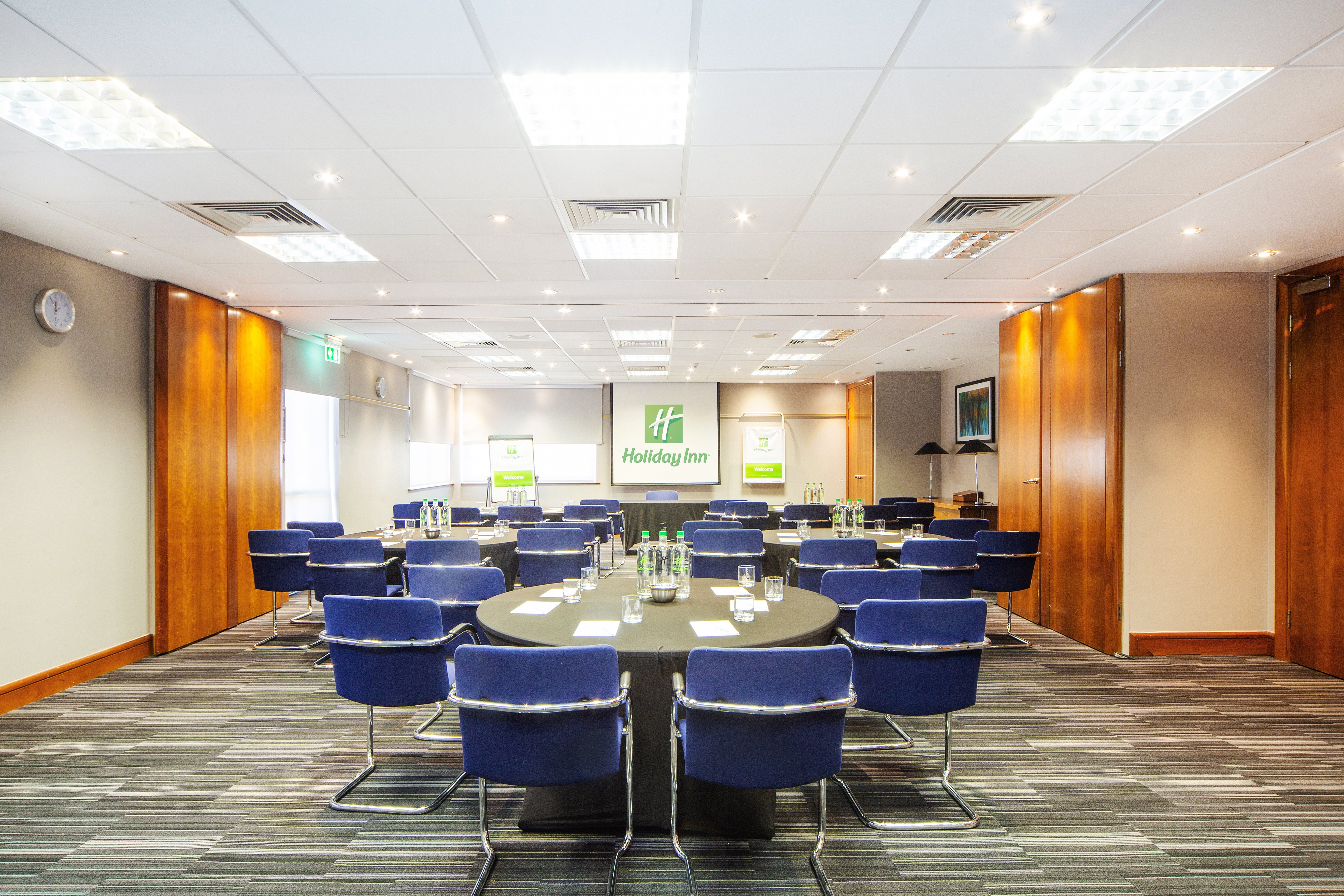 holiday inn reading south m4 jct11 by ihg