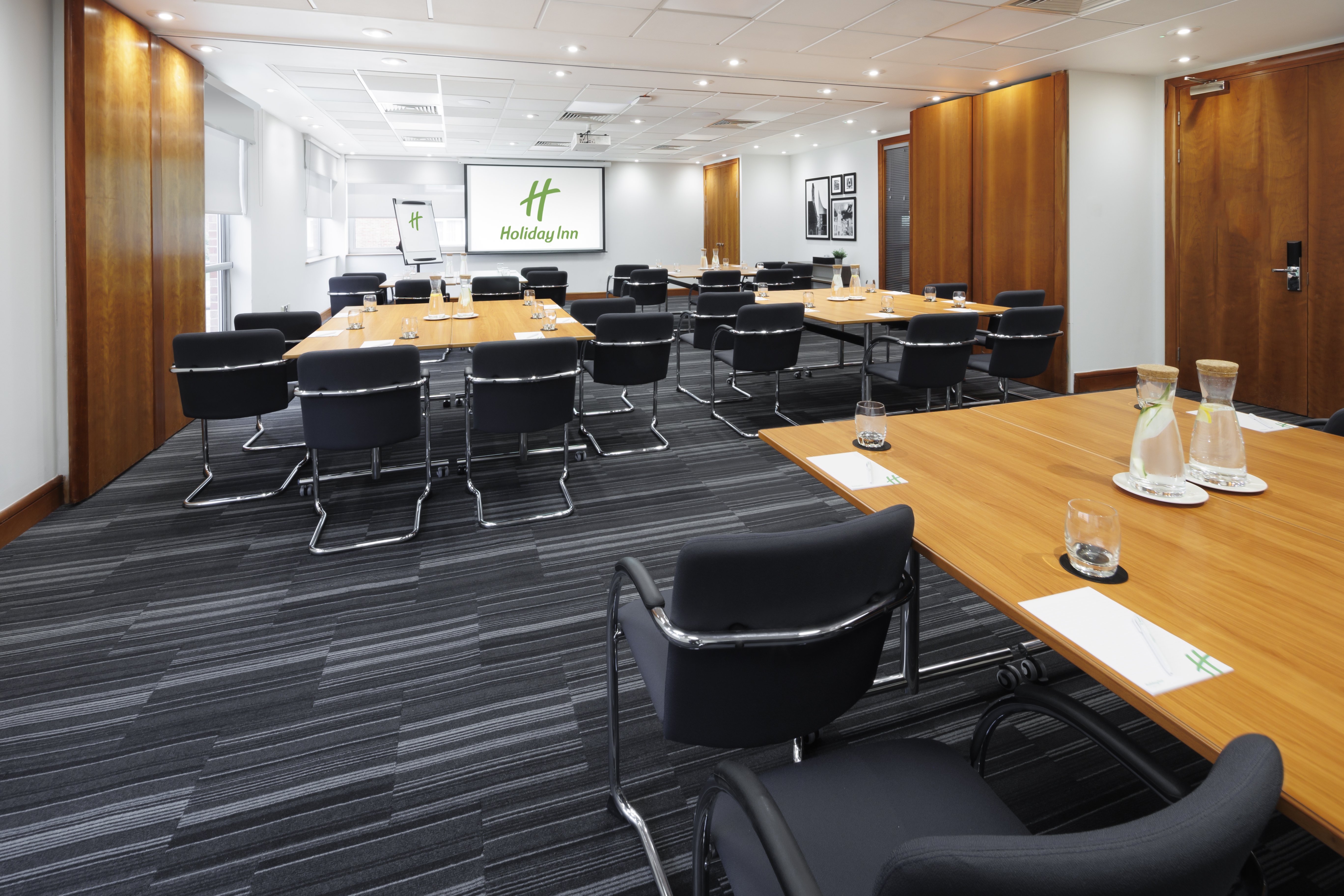 holiday inn reading south m4 jct11 by ihg