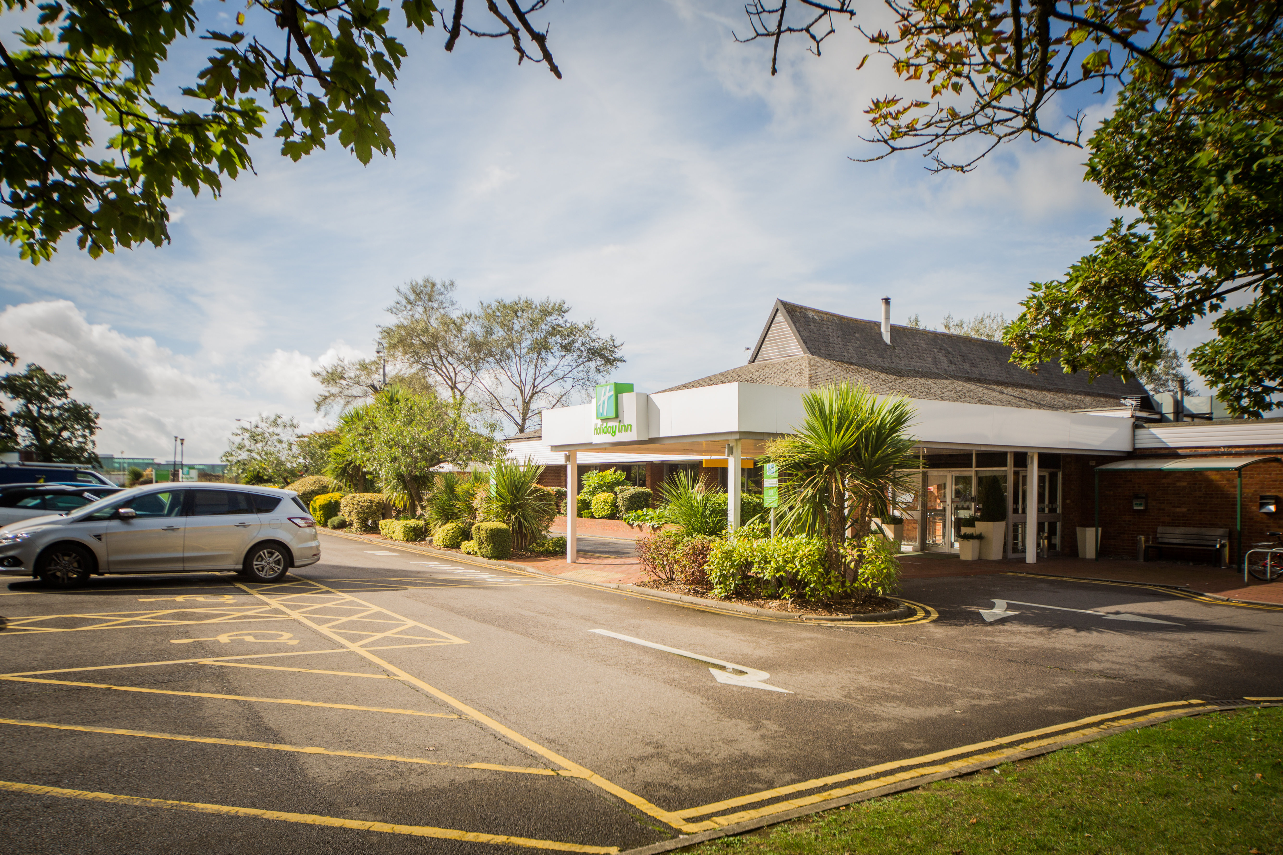 holiday inn reading south m4 jct11 by ihg