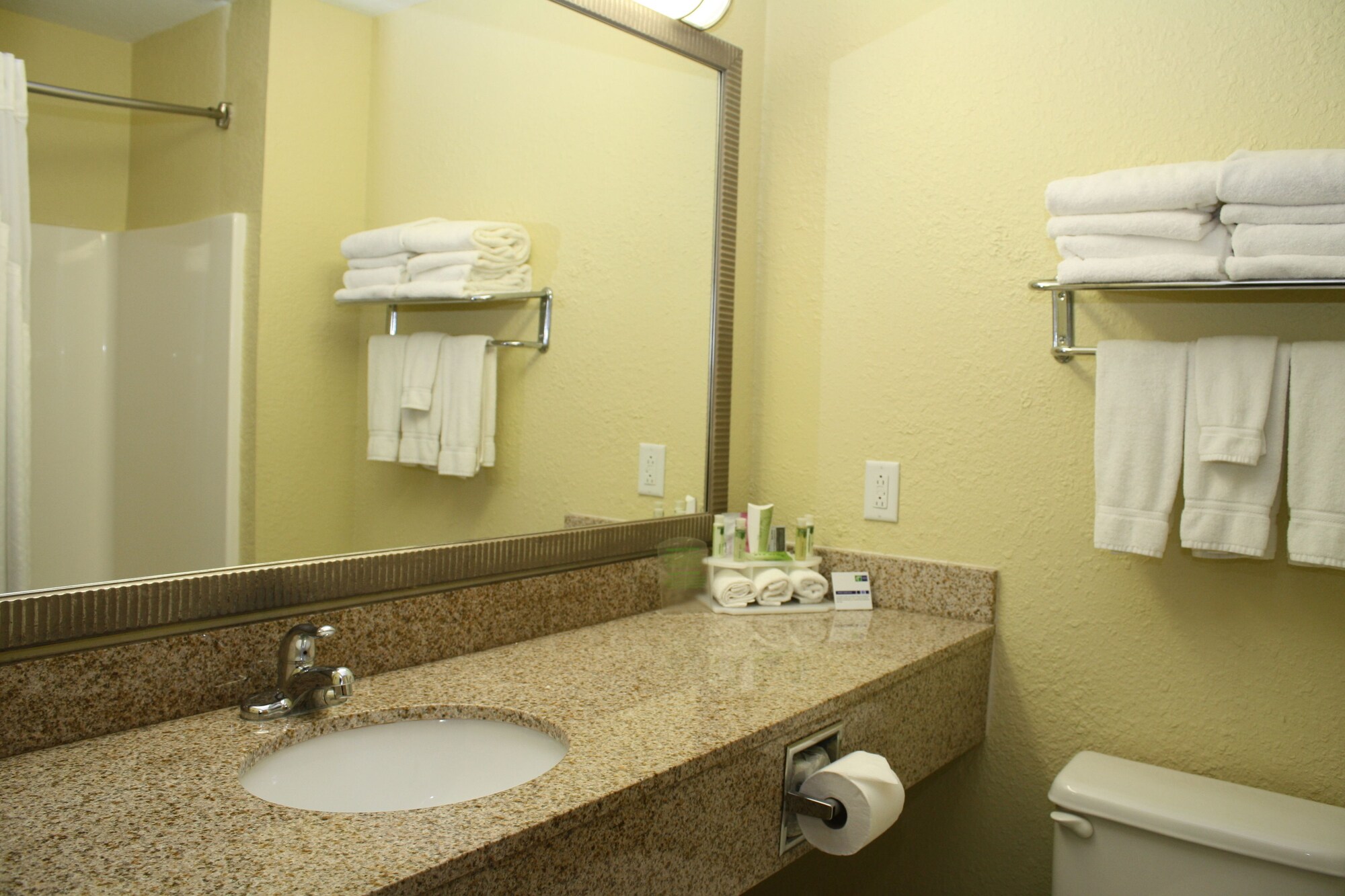 holiday inn express winfield by ihg
