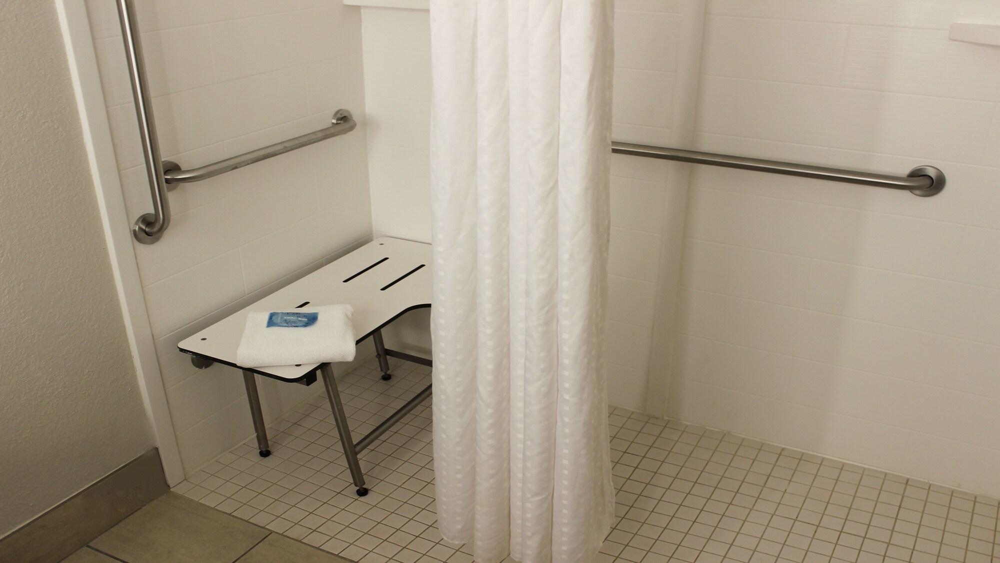 holiday inn express winfield by ihg