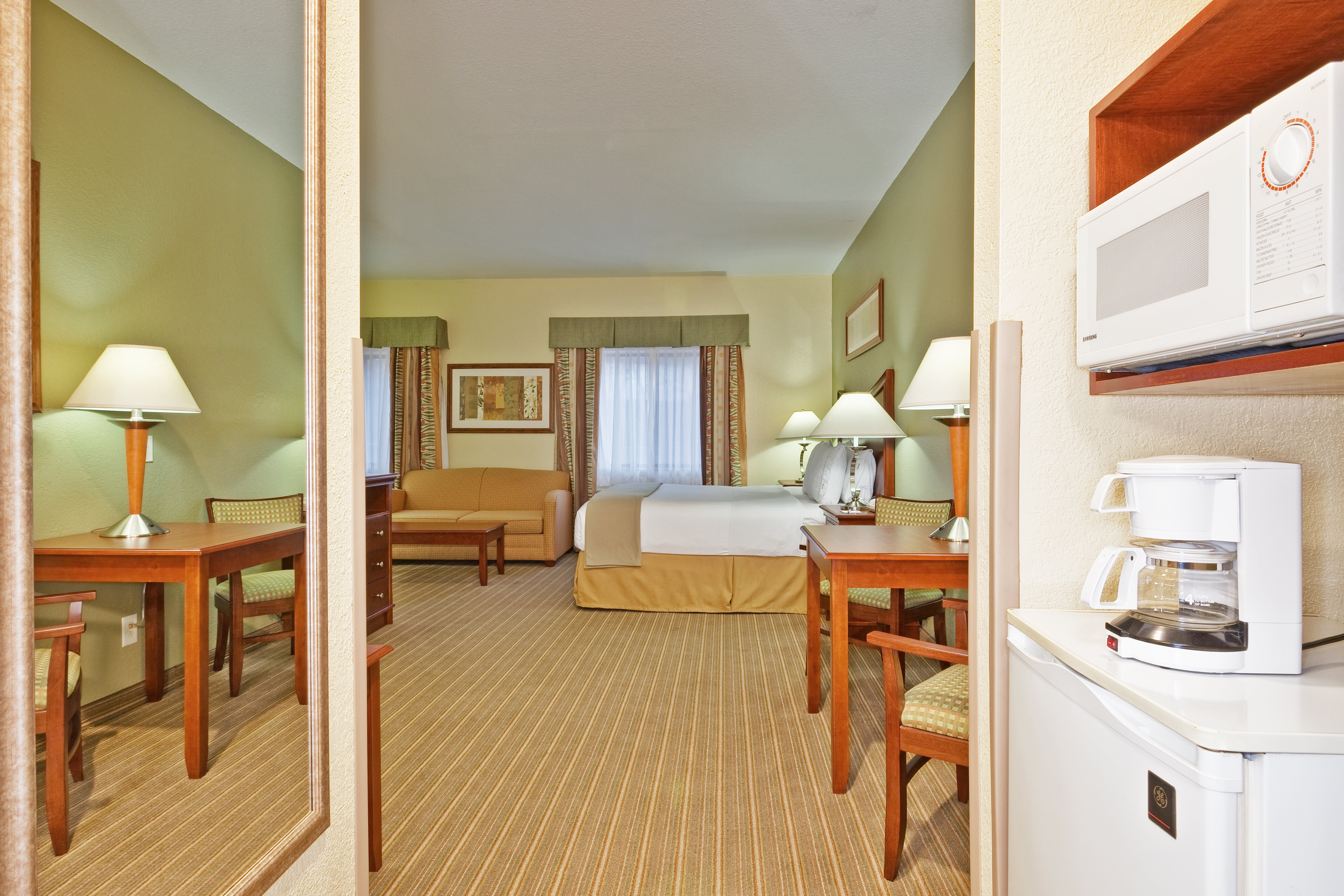 holiday inn express winfield by ihg