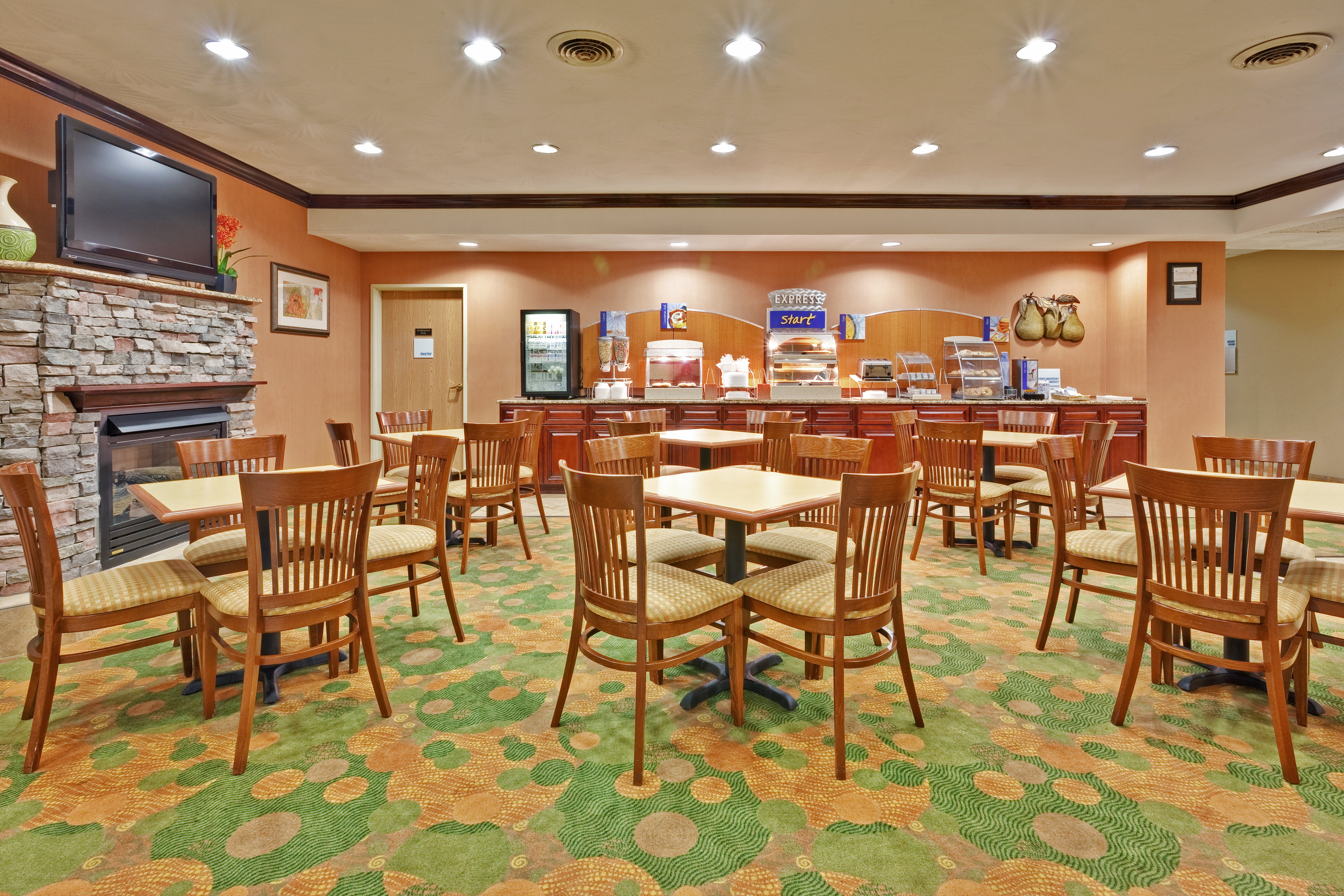 holiday inn express winfield by ihg